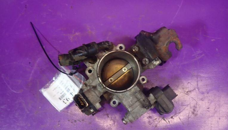 Hyundai I30 I 2007-2012 hatchback 1.4 16v petrol MT 80 kW 2011  Škrtiaca klapka 351002B060