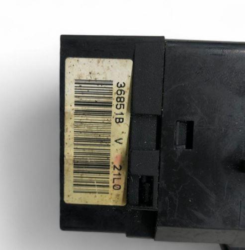 Nissan Primera P11 1996-2002 hatchback 2.0 16v petrol MT 103 kW 2000  Prepínač smeroviek 54353334
