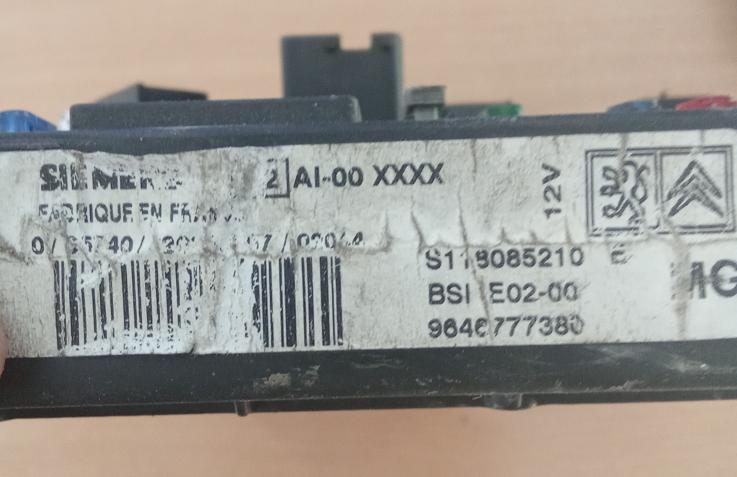 Peugeot 206 hatchback Modul BSI 9646777380 S118085210E