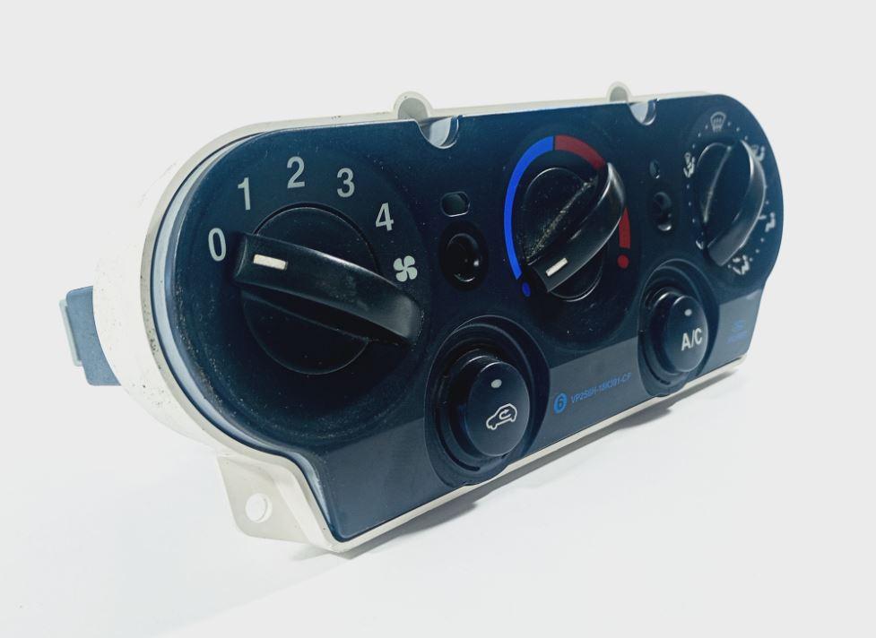 Ford Fiesta Mk6 2002-2008 hatchback 1.3 petrol MT 51 kW 2008 Panel kúrenia/klimatizácie 2S6H19980BD