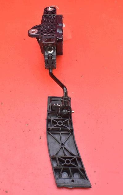 Honda Accord VIII 2008-2015 sedan 2.0 VTEC petrol MT 115 kW 2008 Potenciometer plynového pedálu 198800-7730
