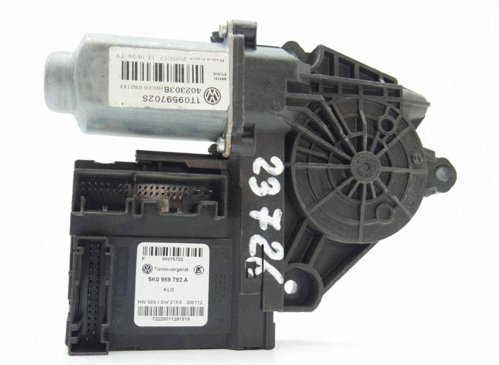 Skoda Octavia II 2004-2013 hatchback 1.4 TSI petrol MT 90 kW 2010  Motorček okien predný pravý 1T0959702S 5K0959792A