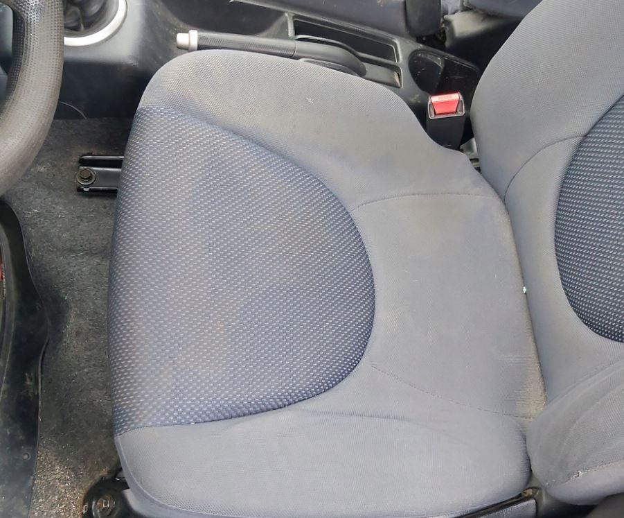 Honda Jazz II 2002-2008 hatchback 1.4 8v petrol 61 kW 2002  Sedadlo predné ľavé