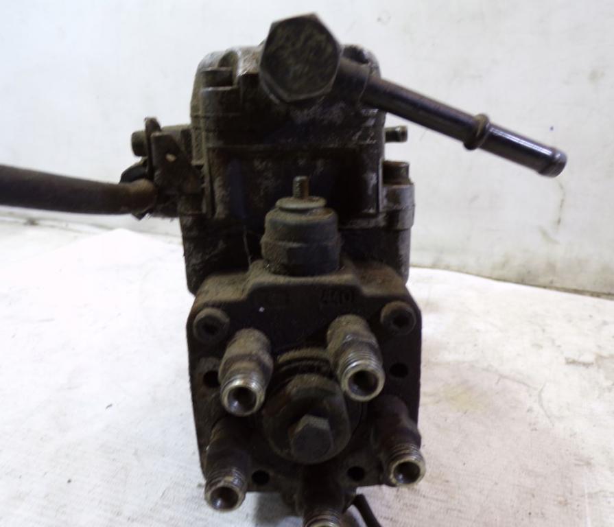 Volkswagen LT II 1996-2006 2.5 TDI diesel MT 75 kW 1999 Vstrekovacie čerpadlo 074130107N