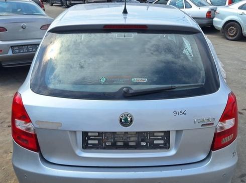 Skoda Fabia II 2007-2014 hatchback Kapota zadná (kufor) 9156 8E8E