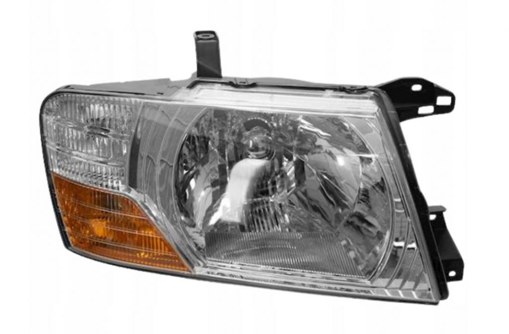 Mitsubishi Pajero III 2000-2004 hatchback 3.2 DI-D 118 KW 2004 Svetlo predné prave+lave komplet