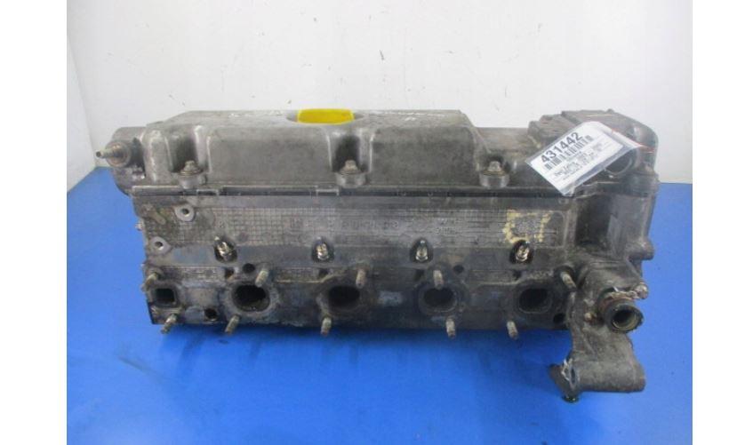 Opel Signum hatchback 2.2 DTI diesel MT 92 kW 2004  Hlava valcov R9128018