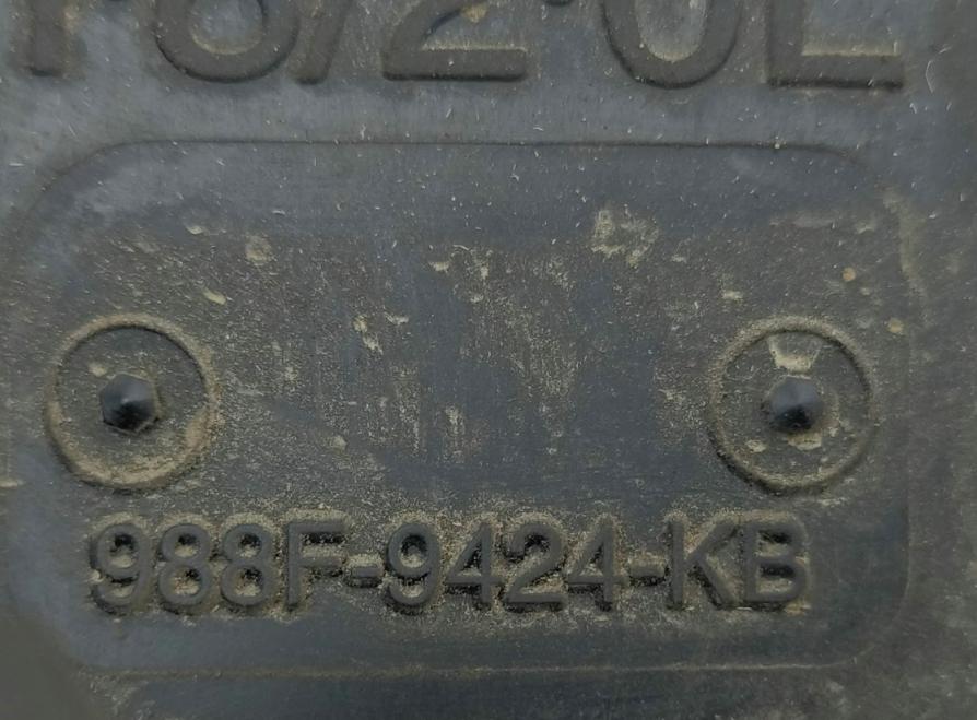Ford Focus Mk1 1998-2004 hatchback 1.8 16v petrol MT 85 kW 2000  Sacie potrubie 988F9424KB