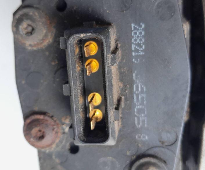Volkswagen Golf III 1991-1998 hatchback 1.4 petrol MT 44 kW 1996  Karburátor 3435201569 0132008600 0438201105