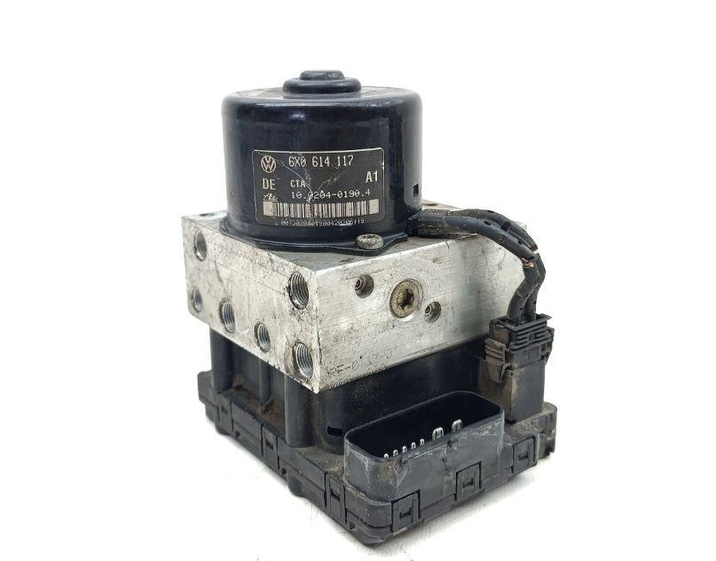 Volkswagen Polo III 6N 1994-2001 hatchback 1.4 petrol MT 44 kW 1998  Pumpa ABS 6N4837402K