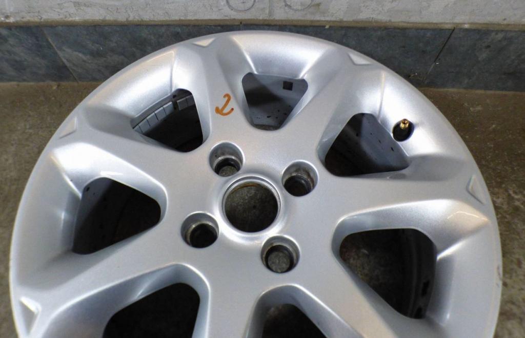 Ford Fiesta Mk7 2008-2017 hatchback 1.5 TDCI diesel MT 55 kW 2013  Hliníkový disk 8A6J1007GA  4x108 6.5Jx16H2 ET41,5