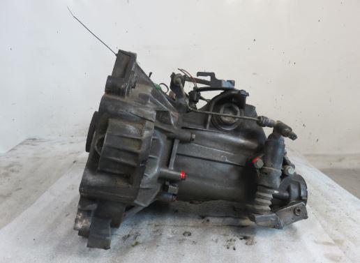 Volkswagen Golf IV 1997-2003 combi 1.6 16v petrol MT 77 kW 2003  Prevodovka manuálna ERT