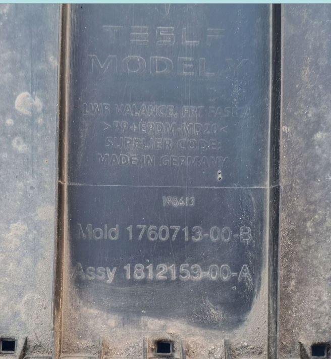 Tesla Model TESLA Y 2020R Kryt podvozku 1812159-00-B