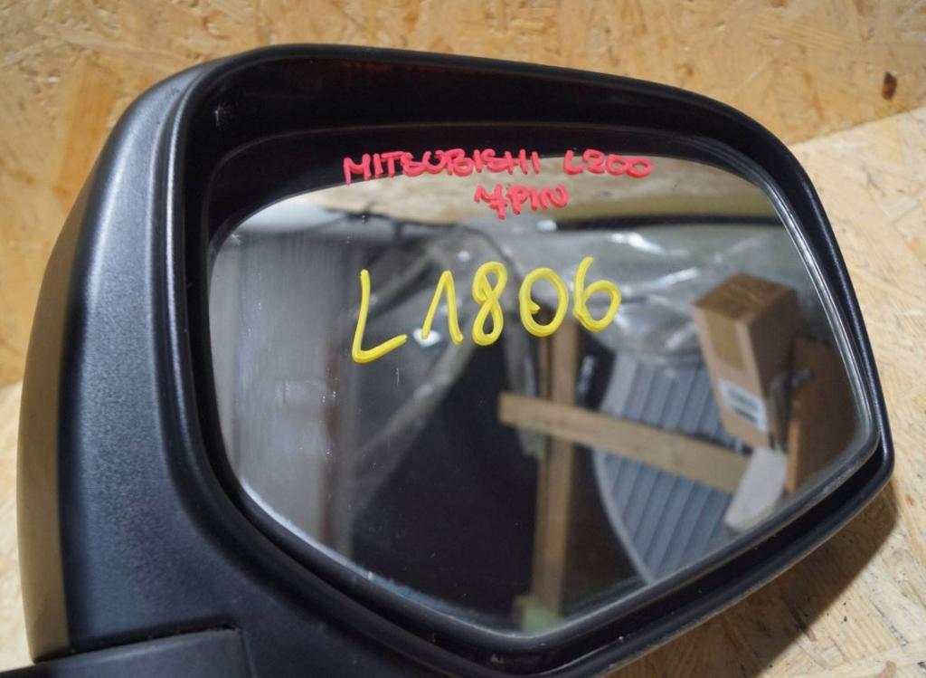 Mitsubishi L200 IV 2006-2015 hatchback 2.5 DID diesel MT 100 kW 2009 Spätné zrkadlo vonkajšie pravé 7 PIN