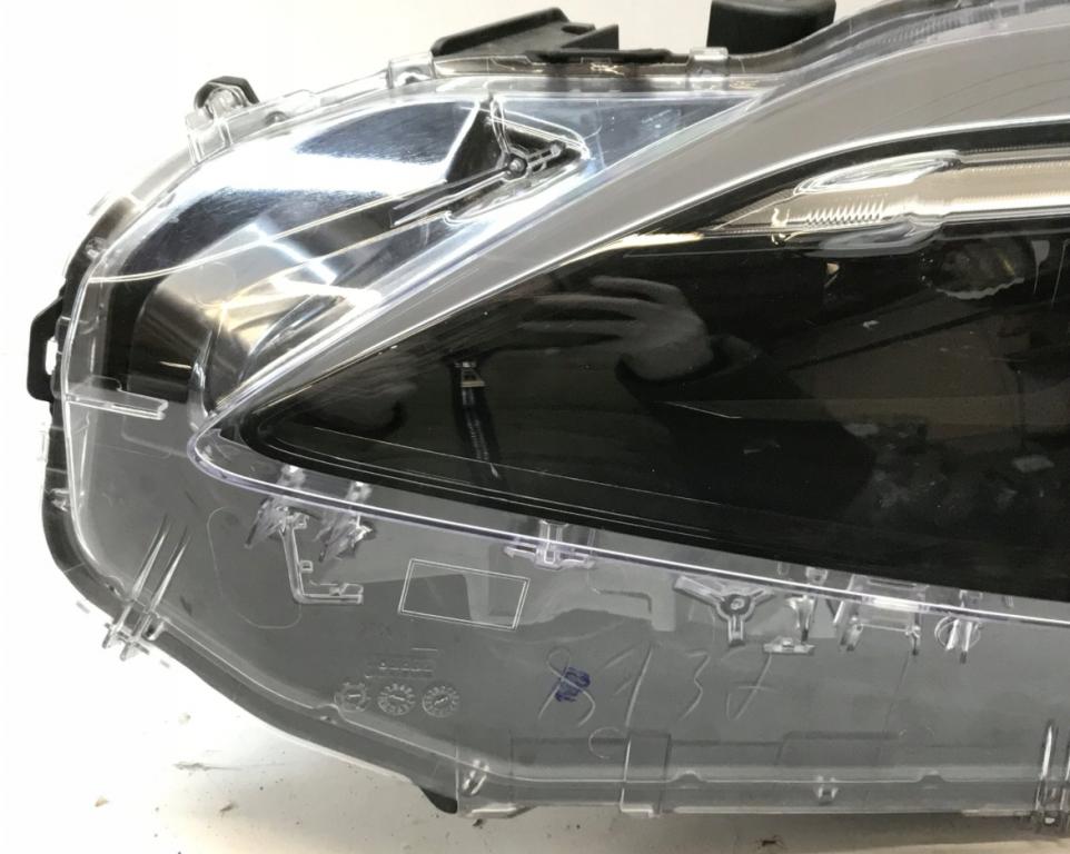 Toyota Auris CROSS 2020- Svetlo predné ľavé 0D-312
