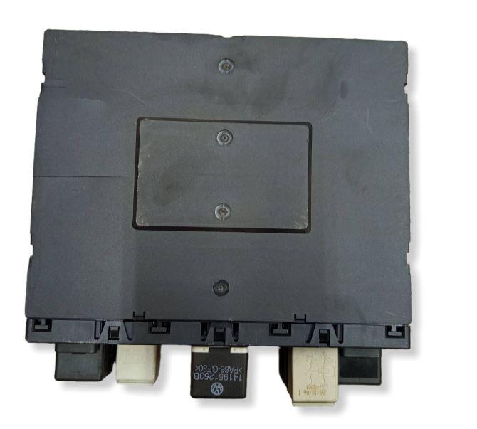 Audi A3 8P 2003-2012 hatchback 1.9 TDI diesel MT 77 kW 2006  Modul komfortu 8P0907279E