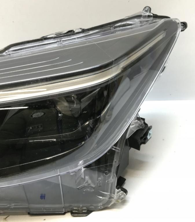 Toyota Auris CROSS 2020- Svetlo predné ľavé 0D-312