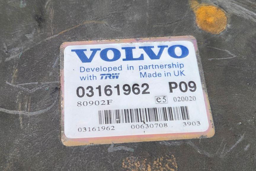 Volvo FH12    FH12 420 EURO2 1993-2001  Riadiaca jednotka motora 20451745 03161962