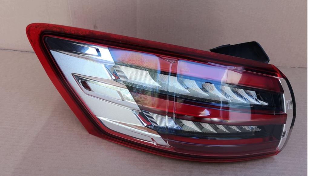 Ford S-Max Mk2 II  Svetlo zadné ľavé EM2B-13405-BH
