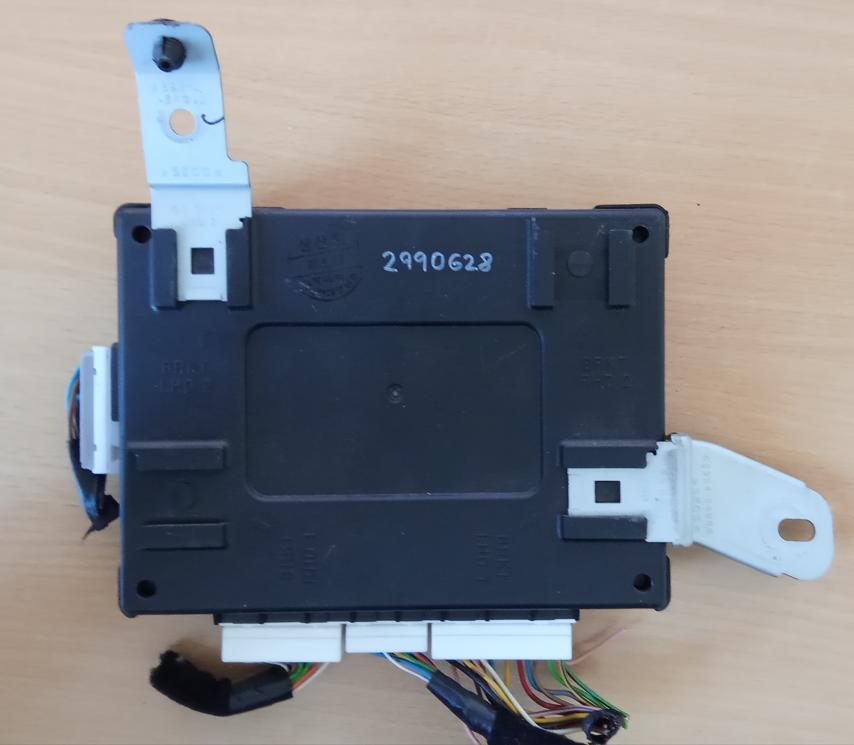 Hyundai I30 I 2007-2012 combi 1.6 CRDI diesel MT 85 kW Modul komfortu 95400-A6021