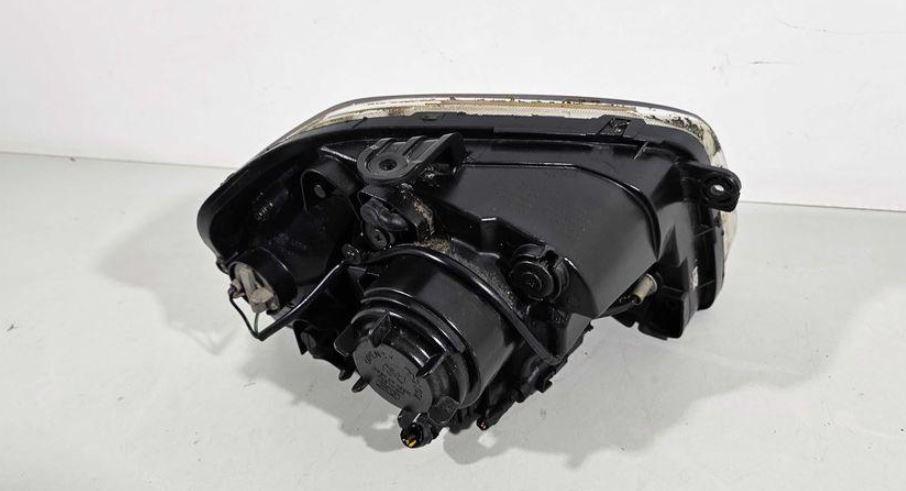 Kia Magentis I LIFT 2005-2008 sedan 2.0 16v petrol MT 100 kW   Svetlo predné ľavé