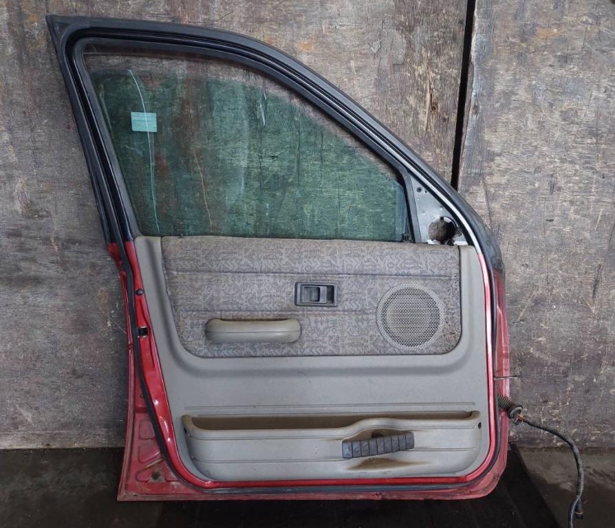 Land Rover Freelander I 1998-2006 hatchback 1.8 16v petrol MT 88 kW 2000  Dvere predné ľavé 60601