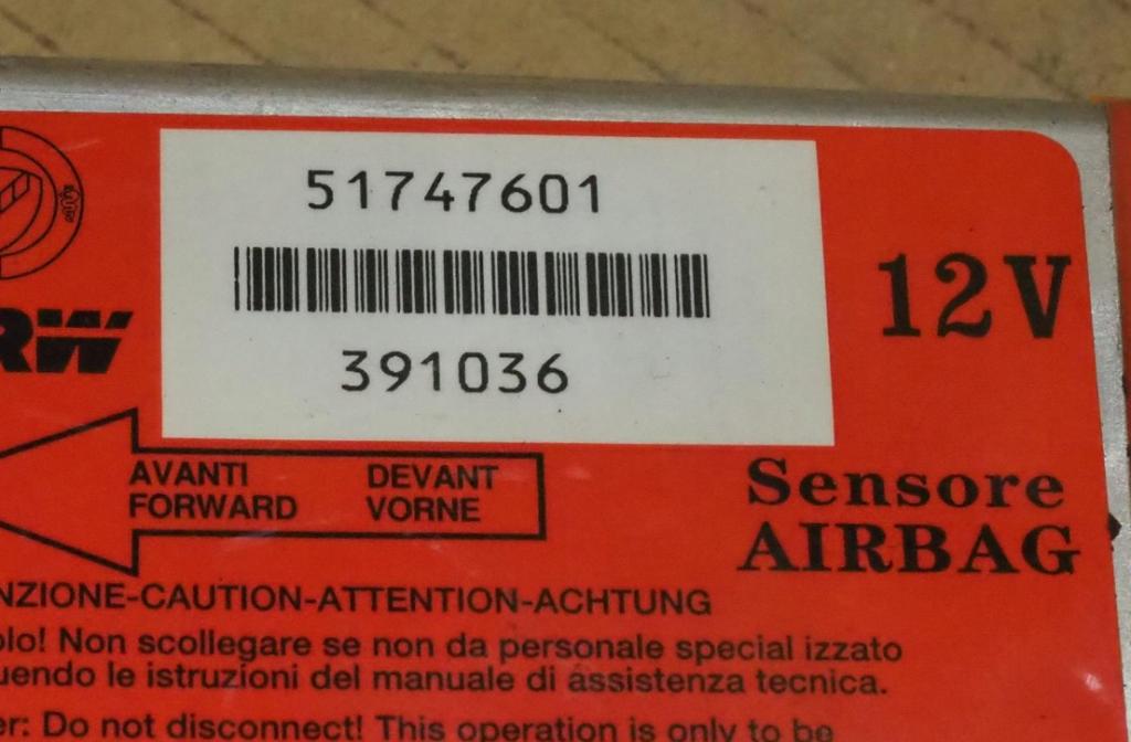 Fiat Punto Grande hatchback 1.2 8v petrol 48 kW 2006  Riadiaca jednotka airbagu 51747601