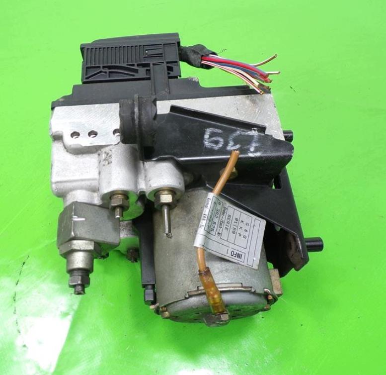 BMW 5 E39 1996-2003 sedan 2.5 D diesel MT 120 kW 2001  Pumpa ABS 0265217000