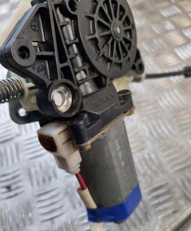 Honda Accord VI 1998-2002 Mechanizmus stieračov predný ľavý 0130821905