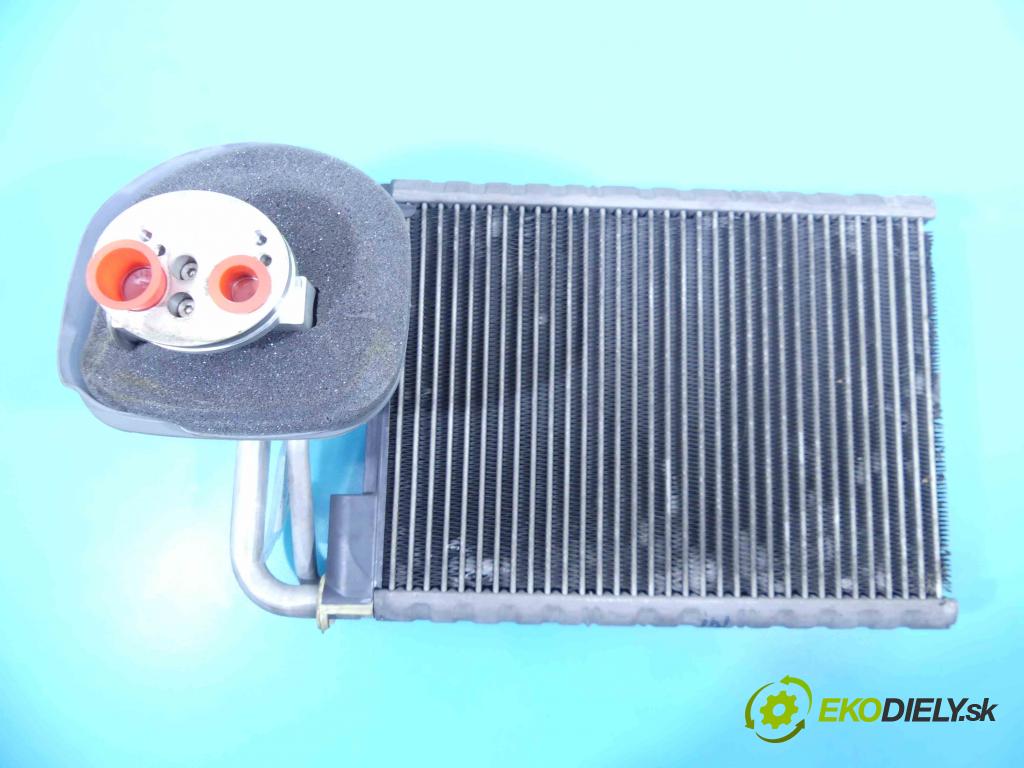 Bmw 7 F01 2008-2015 3.0d 245KM automatic 180 kW 2993 cm3 4- radiator 9159803 (Radiátory kúrenia)