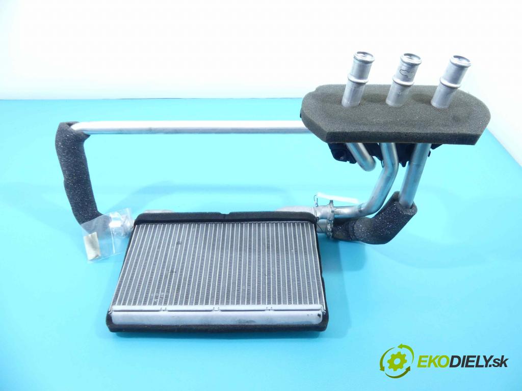 Bmw 7 F01 2008-2015 3.0d 245KM automatic 180 kW 2993 cm3 4- radiator S8206001 (Radiátory kúrenia)