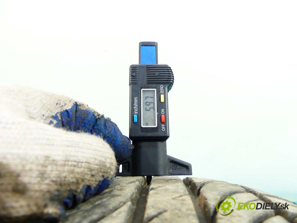 Renault Megane coupe 1.4 16v 95 HP manual 70 kW 1390 cm3 3- Pneumatika: para 2 kusy 5