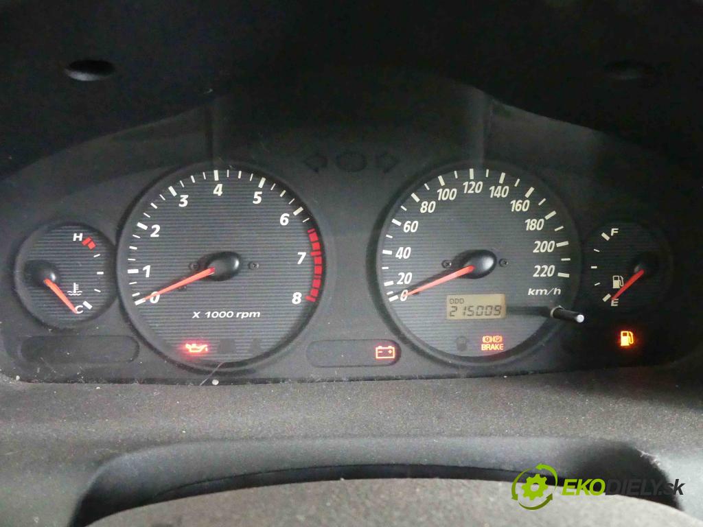 Hyundai Santa Fe 2000-2006 2.4 16v 145 HP manual 107 kW 2351 cm3 5- prístrojovka/ budíky  (Prístrojové dosky, displeje)