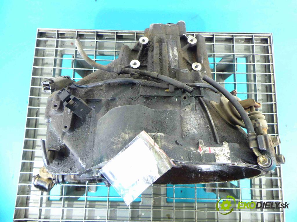 Nissan Almera tino 2.2 td 114 HP manual 84 kW 2184 cm3 5- prevodovka stupeň,rýchlosť manual YD