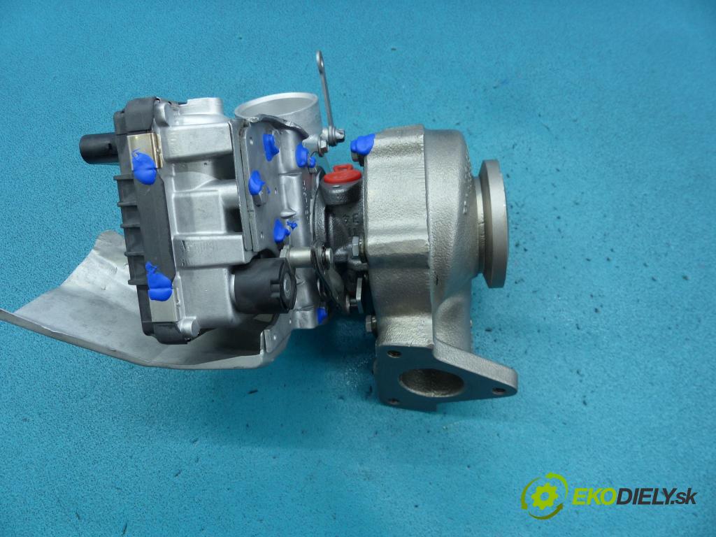 Mercedes S W220 1998-2005 4.0 CDI V8 250 HP automatic 184 kW 3996 cm3 4- turbodúchadlo, turbo 724495-2 (Turbodúchadlá (kompletné))