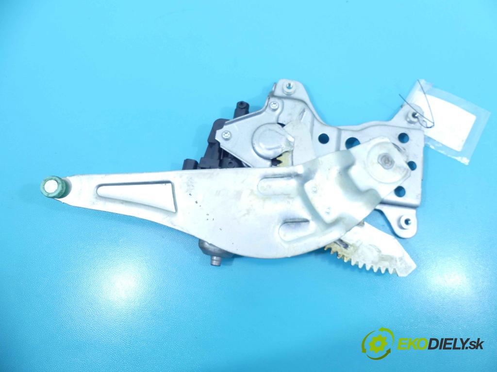 Fiat Sedici 1.6 16V 120 hp manual 88 kW 1586 cm3 5- mechanismus stahování zadní pravý