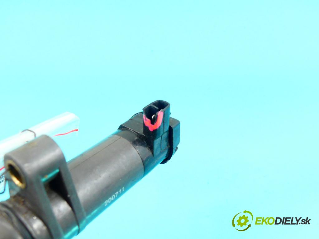 Dacia Duster I 2010-2018 1.6 16v 105 HP manual 77 kW 1598 cm3 5- cievka zapaľovacia  (Zapaľovacie cievky, moduly)