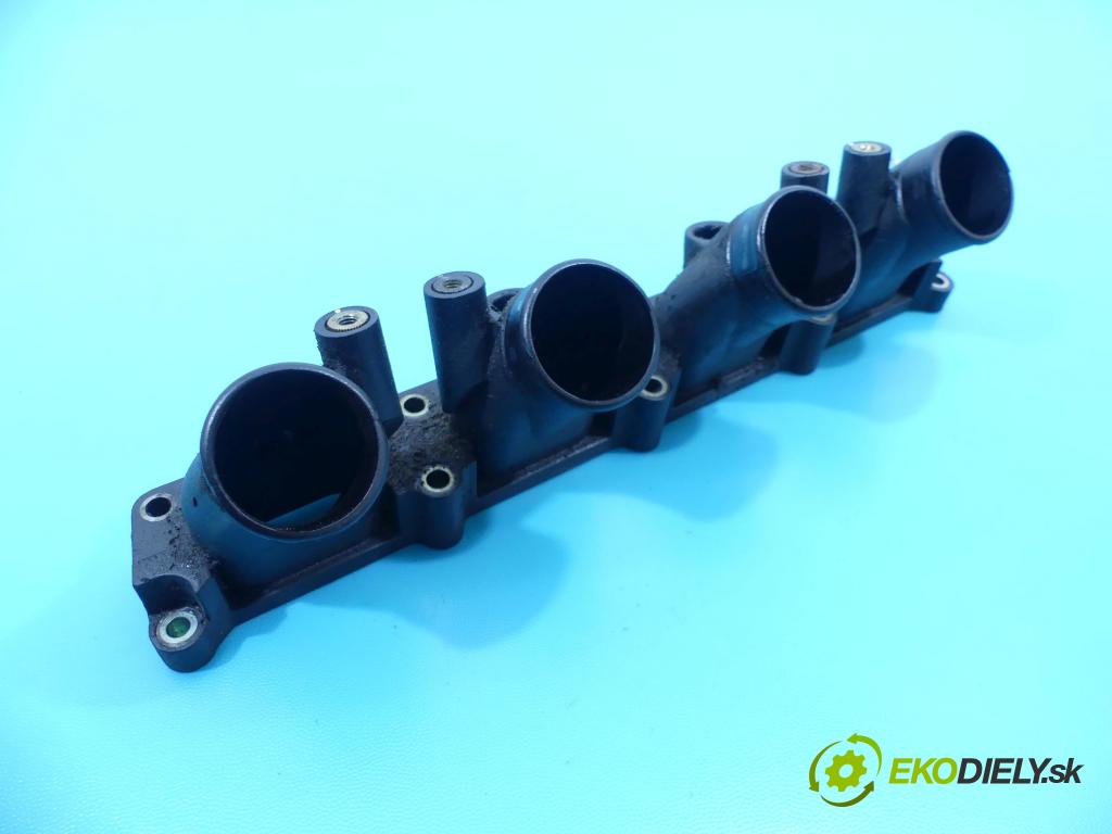 Audi A4 B6 2000-2004 2.0 20v 131 HP automatic 96 kW 1984 cm3 4- zvod nasávací 06B133216G (Sacie potrubia)