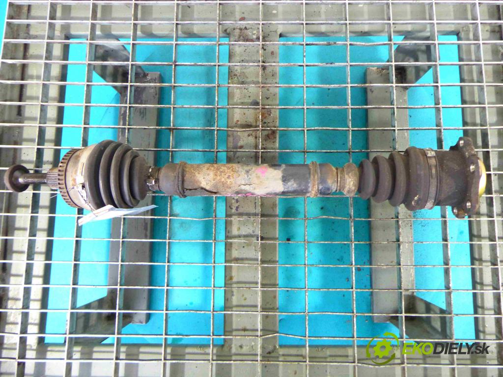 Audi A4 B6 2000-2004 2.0 20v 131 hp automatic 96 kW 1984 cm3 4- poloos pravé  (Poloosy)