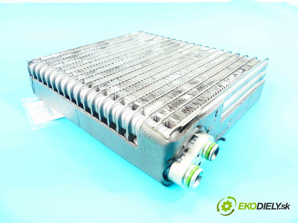 Lancia Delta III 2008-2014 1.4 T 140 HP manual 103 kW 1368 cm3 5- radiator  (Radiátory kúrenia)