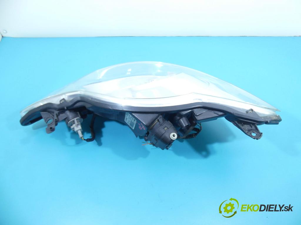 Peugeot 107 1.4 hdi 54 HP manual 40 kW 1398 cm3 5- Reflektor: pravý 81110-0H030 (Pravé)