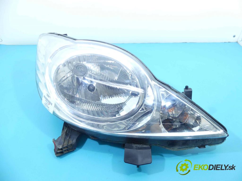 Peugeot 107 1.4 hdi 54 HP manual 40 kW 1398 cm3 5- Reflektor: pravý 81110-0H030 (Pravé)