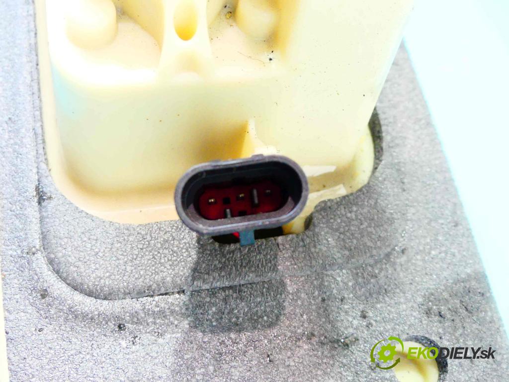 Lancia Delta III 2008-2014 1.4 T 140 HP manual 103 kW 1368 cm3 5- Páka: Změny: stupeň,rýchlosť 463133100 (Rýchlostné páky / kulisy)