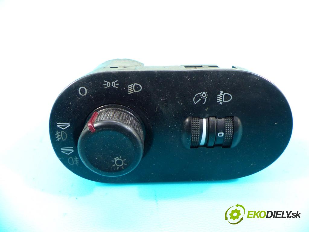 Seat Ibiza III 6L 2002-2008 1.4 16v 75 hp manual 55 kW 1390 cm3 5- Přepínač 6L0952160B