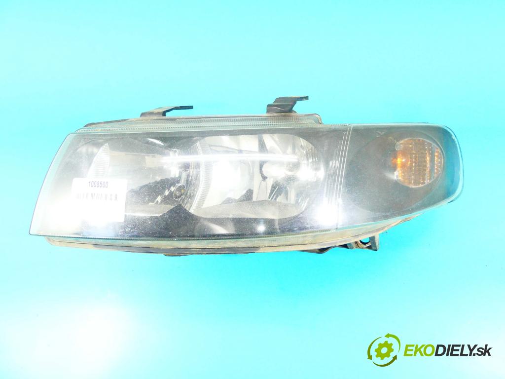 Seat Toledo II 1998-2004 1.6 SR 101 HP manual 74 kW 1595 cm3 4- Reflektor: ľavý 1M1941001B (Ostatné)