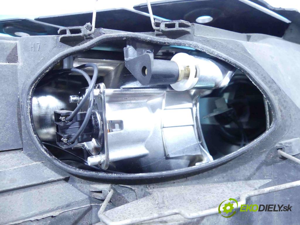 Vw Passat B6 2005-2010 2.0 tdi 140 HP manual 103 kW 1968 cm3 5- Reflektor: ľavý 3C0941751D (Ostatné)