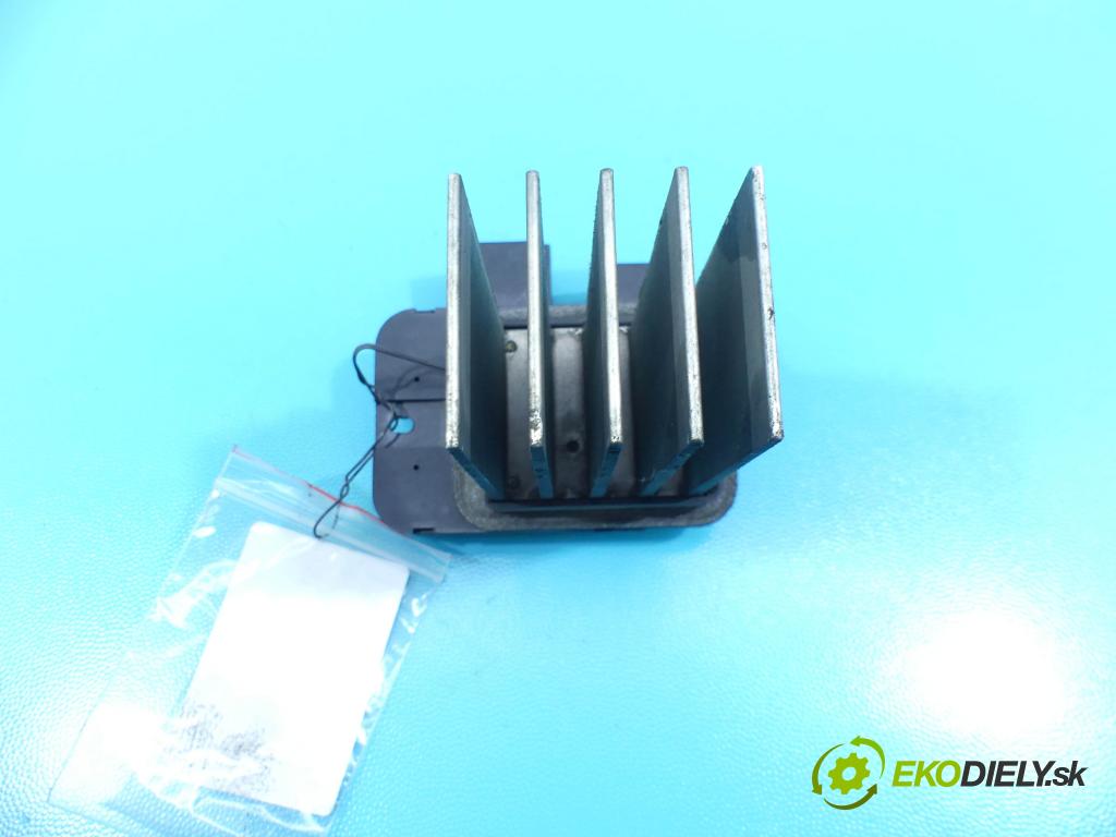 Volvo 850 2.0 20v 143 hp manual 105 kW 1984 cm3 4- rezistor 6811581