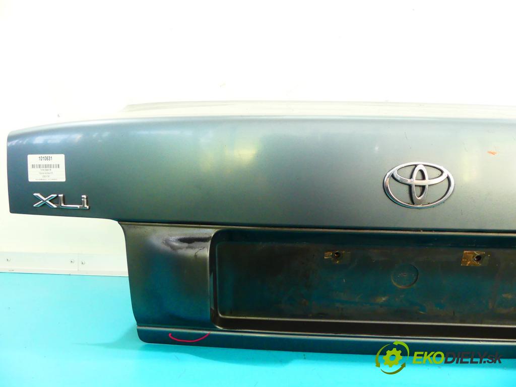 Toyota Corolla E10 1,4.0 16v 75 HP manual 55 kW 1332 cm3 4- zadna kufor  (Zadné kapoty)