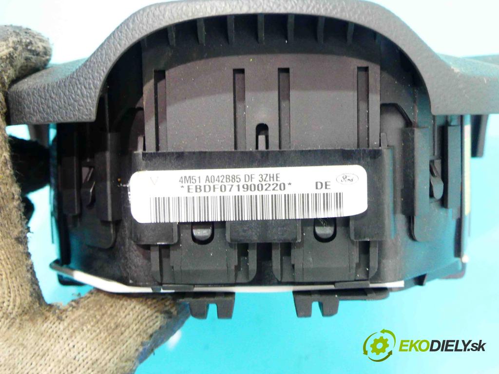 Ford Focus Mk2 2004-2011 1.6 tdci 109 HP manual 80 kW 1560 cm3 5- kokpit,pristrojová doska rozdeľovacia