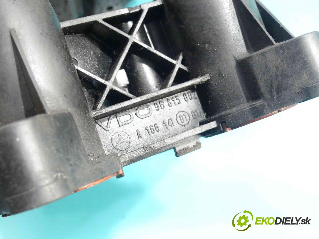 Mercedes A W168 1997-2004 1.9 125 HP manual 92 kW 1898 cm3 5- zvod nasávací A1661410101 (Sacie potrubia)